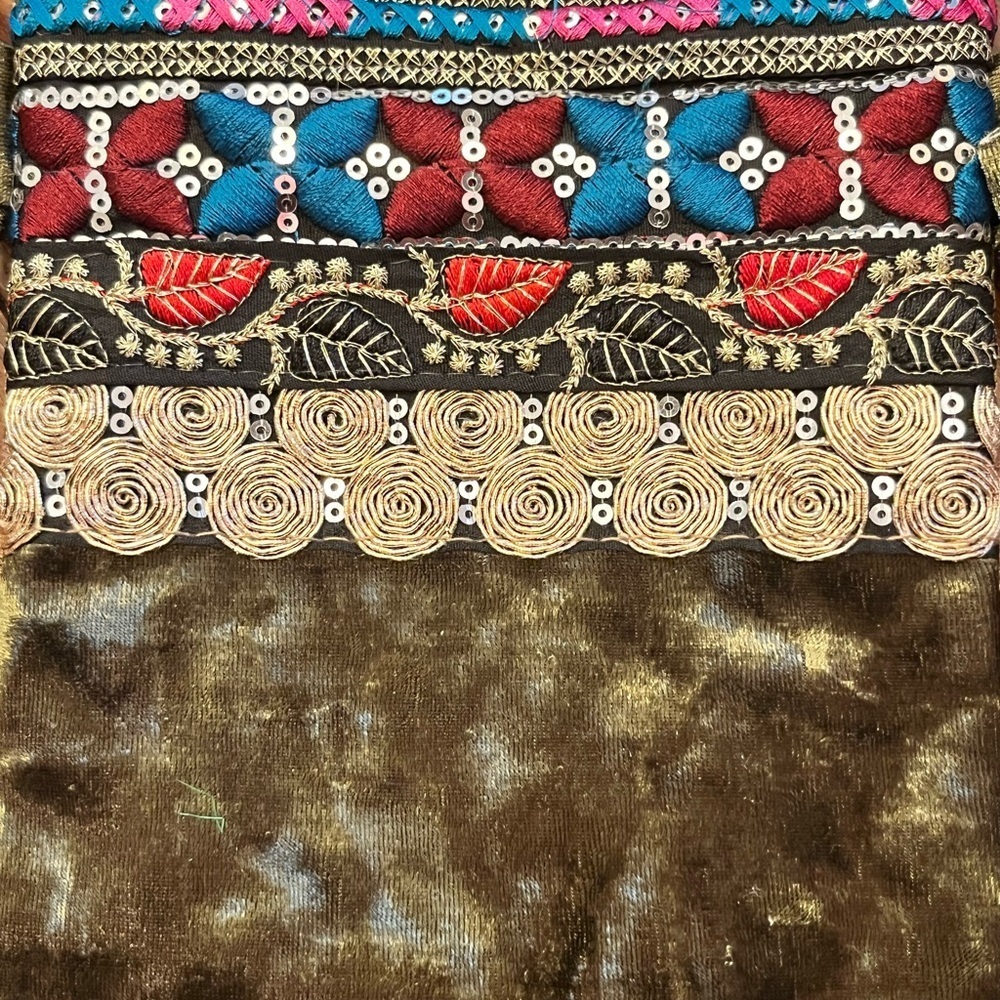 Bohemian Tie-Dye and Embroidered Velvet Crossbody Bags Bundle NWT - Picture 6 of 9